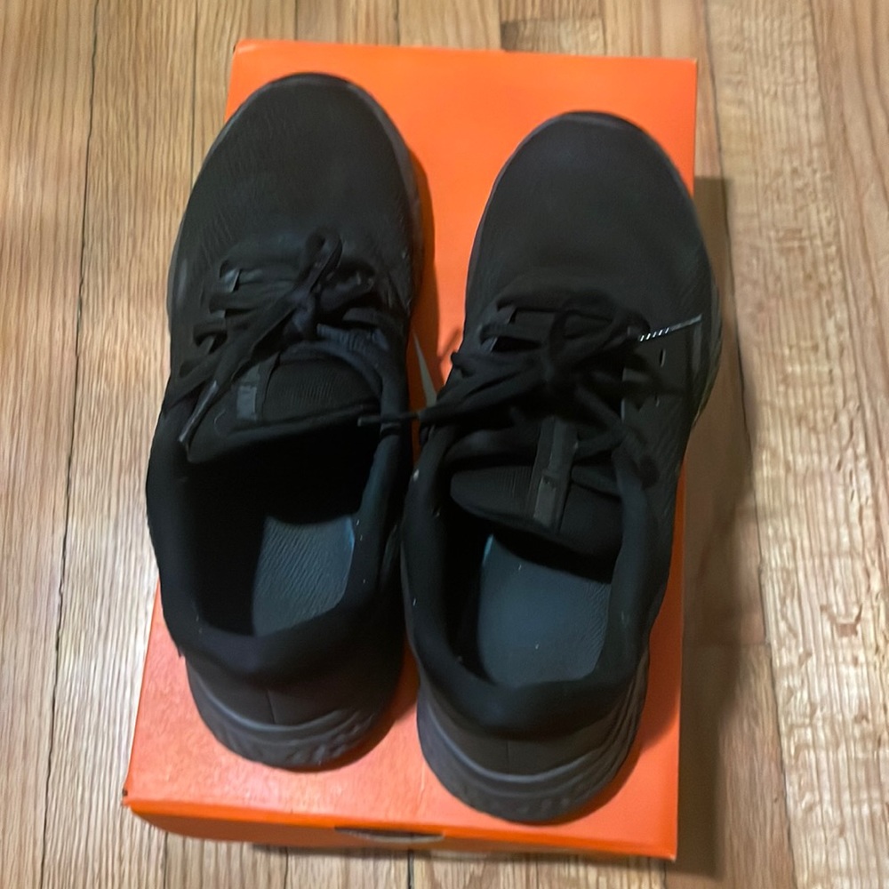 worn a couple times